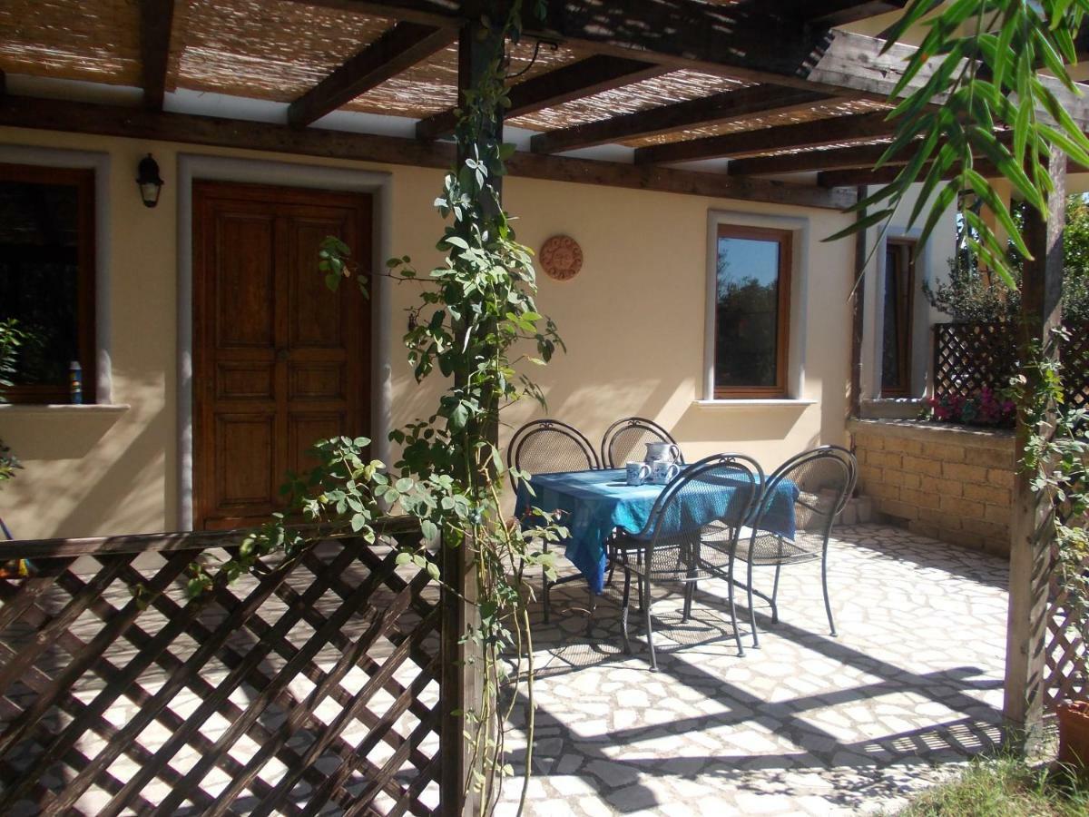 Villa Collebelvedere - Near Rome With Home Restaurant Fara in Sabina Exterior foto