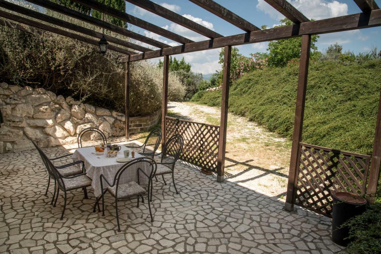 Villa Collebelvedere - Near Rome With Home Restaurant Fara in Sabina Exterior foto
